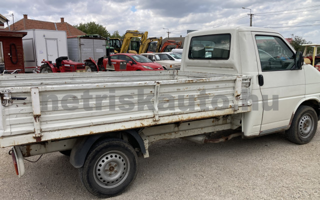 VW Transporter 2.5 Syncro 7DL 1K5 tehergépkocsi 3,5t össztömegig - 2461cm3 Diesel 120930 4/8