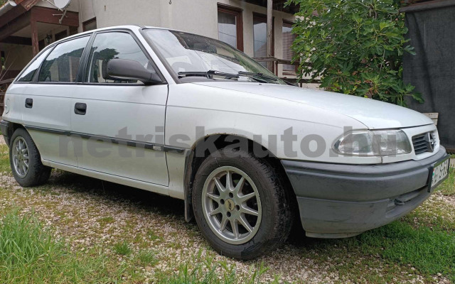 OPEL Astra 1.4 Light személygépkocsi - 1389cm3 Benzin 120828 4/7