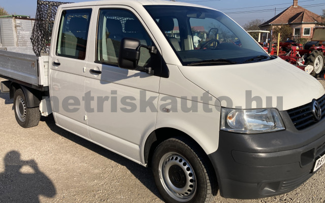 VW Transporter 1.9 TDI tehergépkocsi 3,5t össztömegig - 1896cm3 Diesel 120969 2/10