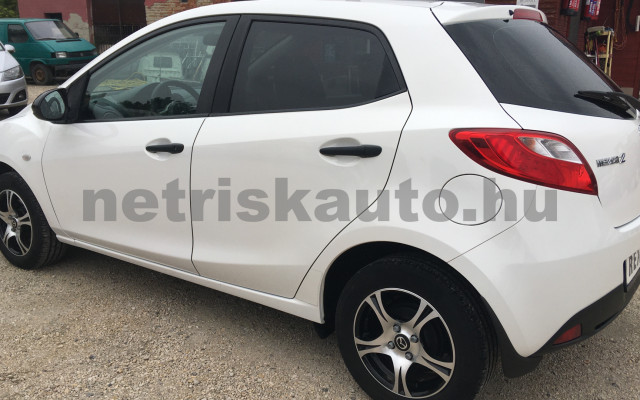 MAZDA Mazda 2 1.3i CE személygépkocsi - 1349cm3 Benzin 120902 4/10