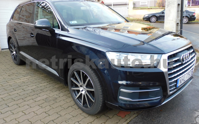 AUDI Q7 3.0 V6 TDI quattro tiptronic személygépkocsi - 2967cm3 Diesel 121016 2/12