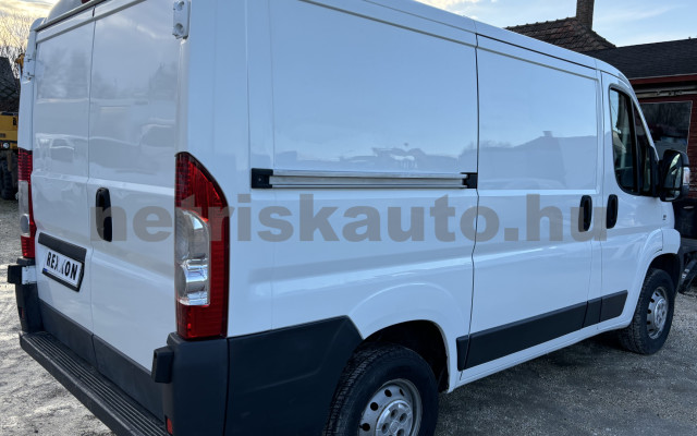 FIAT Ducato 2.0 Mjet CH1 3.0 t tehergépkocsi 3,5t össztömegig - 1956cm3 Diesel 121023 4/9