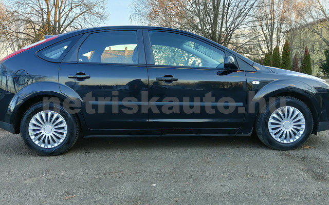 FORD Focus 1.6 TDCi Trend Plus DPF személygépkocsi - 1560cm3 Diesel 121081 5/12