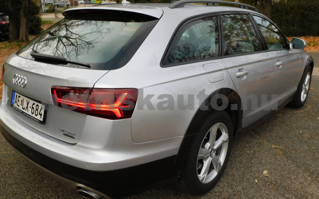 AUDI A6 Allroad 3.0 V6 TDI quattro S-tronic személygépkocsi - 2967cm3 Diesel 120979 12/12