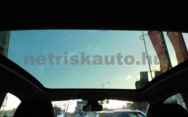 NISSAN Qashqai 1.5 dCi Tekna személygépkocsi - 1461cm3 Diesel 121007 7/12