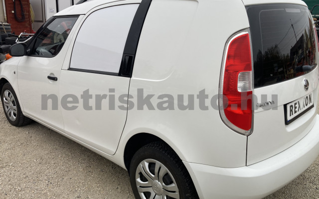 SKODA Roomster 1.6 CR TDI tehergépkocsi 3,5t össztömegig - 1598cm3 Diesel 120975 3/10