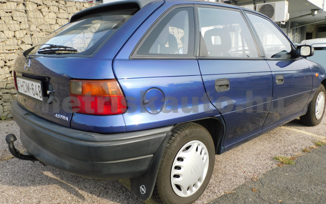 OPEL Astra 1.4 Classic Start személygépkocsi - 1389cm3 Benzin 120887 12/12