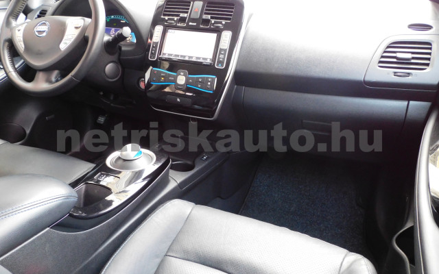 NISSAN Leaf Tekna 30 kWh Aut. személygépkocsi - cm3 Kizárólag elektromos 120840 7/12