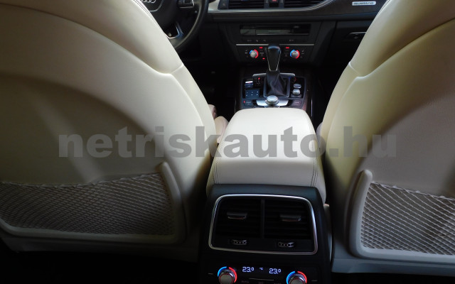 AUDI A6 3.0 V6 TDI quattro S-tronic személygépkocsi - 2967cm3 Diesel 120962 11/12