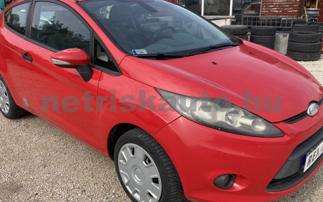 FORD Fiesta 1.4 TDCi Ambiente tehergépkocsi 3,5t össztömegig - 1399cm3 Diesel 120904 2/8