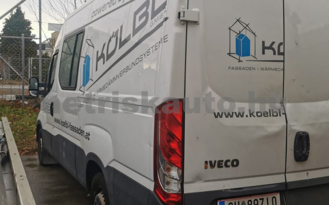 IVECO 35 35 S 14 SV 3520 H2 tehergépkocsi 3,5t össztömegig - 2287cm3 Diesel 121014 4/6