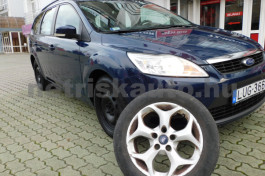 FORD Focus 1.6 TDCi Fresh személygépkocsi - 1560cm3 Diesel 121011