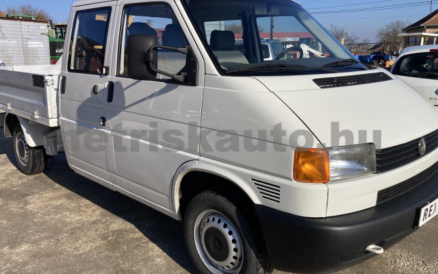 VW Transporter 2.4 7DM 1Z2 F tehergépkocsi 3,5t össztömegig - 2370cm3 Diesel 121076 2/9