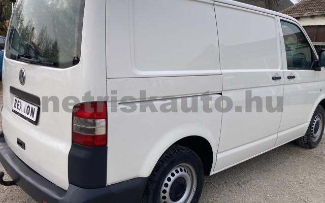 VW Transporter 1.9 TDI Basic tehergépkocsi 3,5t össztömegig - 1896cm3 Diesel 120980 4/9