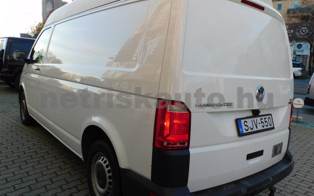 VW Transporter 2.0 TDi BMT 4Motion HT tehergépkocsi 3,5t össztömegig - 1968cm3 Diesel 120985 2/12