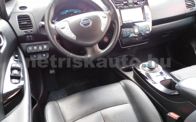 NISSAN Leaf Tekna 30 kWh Aut. személygépkocsi - cm3 Kizárólag elektromos 120840 6/12