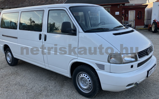 VW TRANSPORTER T4 Caravelle 2.5 GL 7DC 3K2 8 HOSSZÚ, KLÍMA, ÚJ LÁMPÁS, FRISS VIZSGA személygépkocsi - 2461cm3 Diesel 120964 2/8