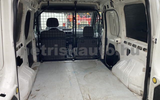 FORD Connect 1.8 TDI Transit 200 SWB tehergépkocsi 3,5t össztömegig - 1753cm3 Diesel 120967 8/9