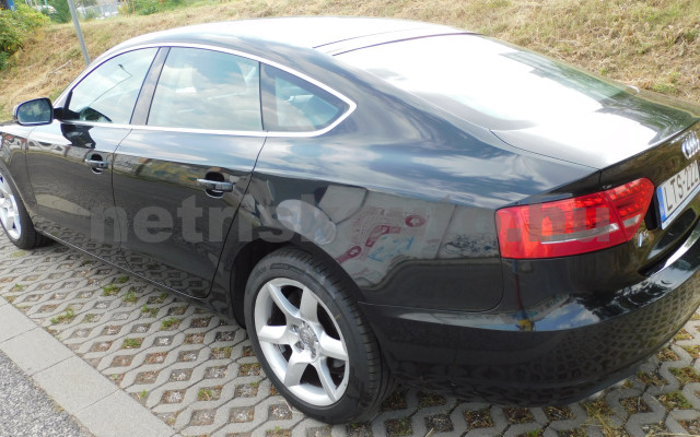 AUDI A5 2.0 TDI DPF multitronic személygépkocsi - 1968cm3 Diesel 120861 2/12