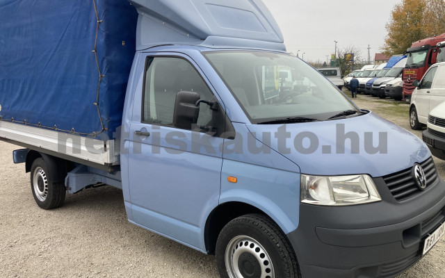 VW Transporter 1.9 TDI tehergépkocsi 3,5t össztömegig - 1896cm3 Diesel 120976 2/8