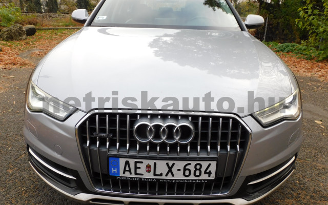 AUDI A6 Allroad 3.0 V6 TDI quattro S-tronic személygépkocsi - 2967cm3 Diesel 120979 3/12