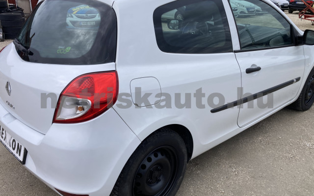 RENAULT Clio CLIO III 1.5 dCi Société FRISS VIZSGA,MA tehergépkocsi 3,5t össztömegig - 1461cm3 Diesel 121095 4/8