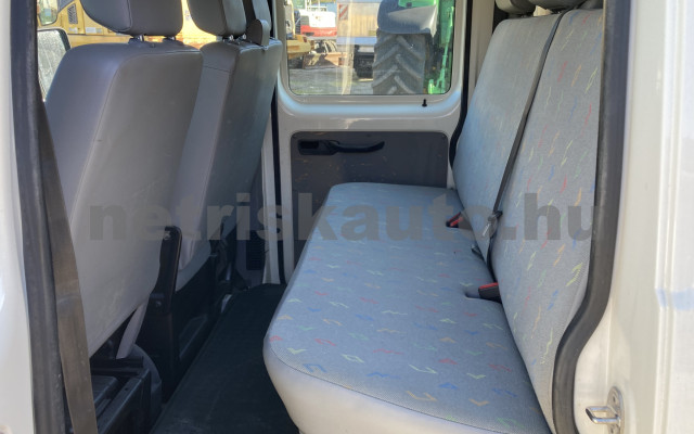 VW Transporter 1.9 TDI tehergépkocsi 3,5t össztömegig - 1896cm3 Diesel 120965 9/10