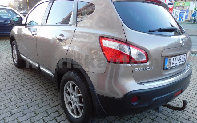 NISSAN Qashqai 1.5 dCi Tekna személygépkocsi - 1461cm3 Diesel 121007 2/12