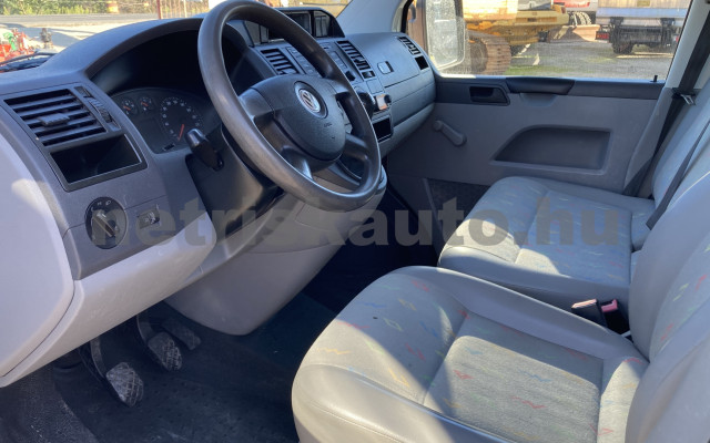 VW Transporter 1.9 TDI tehergépkocsi 3,5t össztömegig - 1896cm3 Diesel 120965 6/10