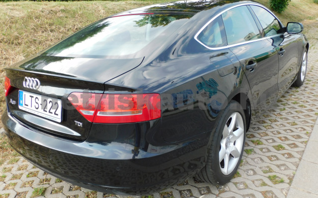 AUDI A5 2.0 TDI DPF multitronic személygépkocsi - 1968cm3 Diesel 120861 12/12