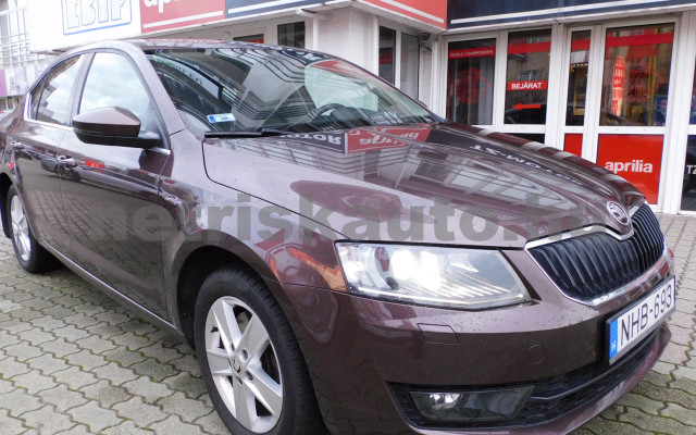 SKODA Octavia 1.8 TSI L&K DSG személygépkocsi - 1798cm3 Benzin 121020 2/12