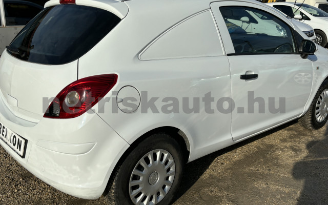 OPEL Corsa 1.3 CDTI Van Business EU5 tehergépkocsi 3,5t össztömegig - 1248cm3 Diesel 121018 2/8