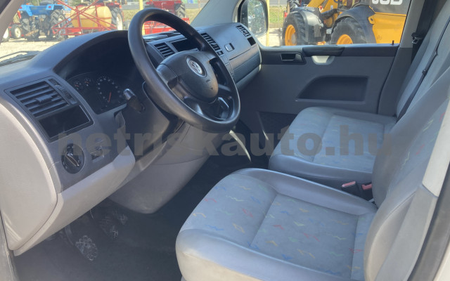 VW Transporter 2.5 TDI tehergépkocsi 3,5t össztömegig - 2461cm3 Diesel 120884 8/9