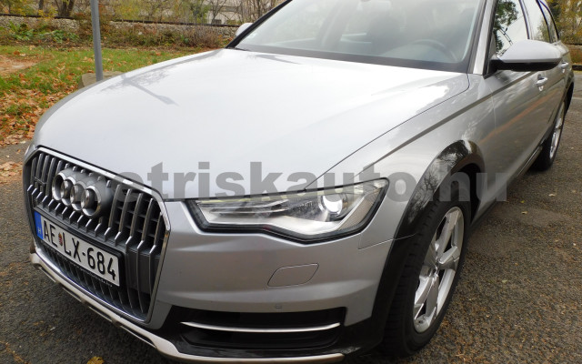 AUDI A6 Allroad 3.0 V6 TDI quattro S-tronic személygépkocsi - 2967cm3 Diesel 120979 11/12