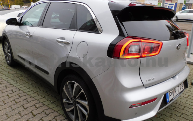 KIA Niro 1.6 GDI EX DCT személygépkocsi - 1580cm3 Hybrid 120974 3/12