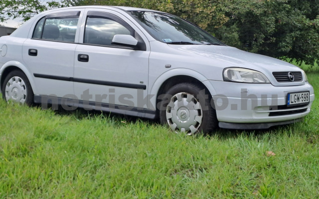 OPEL Astra 1.4 16V Classic II Optima személygépkocsi - 1364cm3 Benzin 120911 4/12