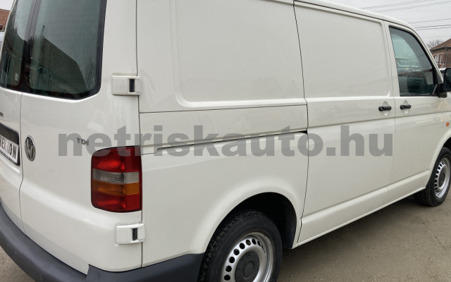 VW Transporter 1.9 TDI Power Ice tehergépkocsi 3,5t össztömegig - 1896cm3 Diesel 121071 4/9