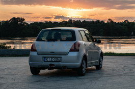 SUZUKI Swift 1.3 GLX személygépkocsi - 1328cm3 Benzin 120920