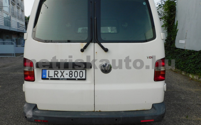 VW Transporter 2.5 TDI tehergépkocsi 3,5t össztömegig - 2460cm3 Diesel 120841 4/12