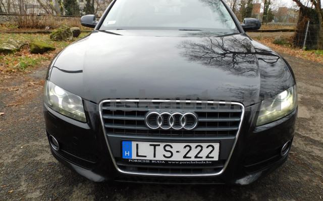 AUDI A5 2.0 TDI DPF multitronic személygépkocsi - 1968cm3 Diesel 120861 3/12