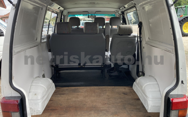 VW Transporter 2.5 Mixto tehergépkocsi 3,5t össztömegig - 2461cm3 Diesel 120913 9/9