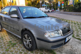 SKODA Octavia 1.4 Tour személygépkocsi - 1390cm3 Benzin 120922