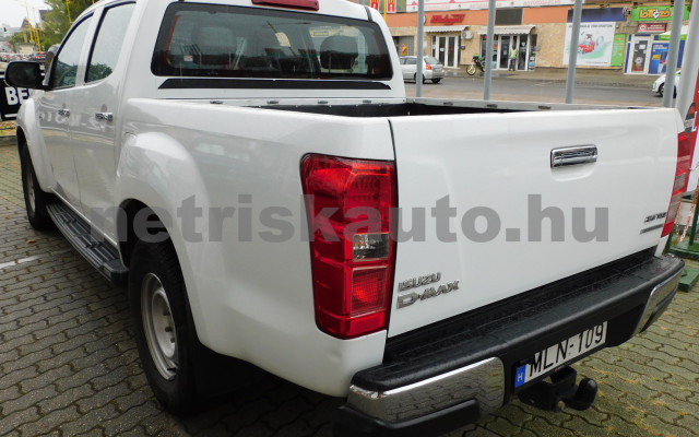 ISUZU D-Max 2.5 D LS Plus Aut. tehergépkocsi 3,5t össztömegig - 2499cm3 Diesel 120873 2/12